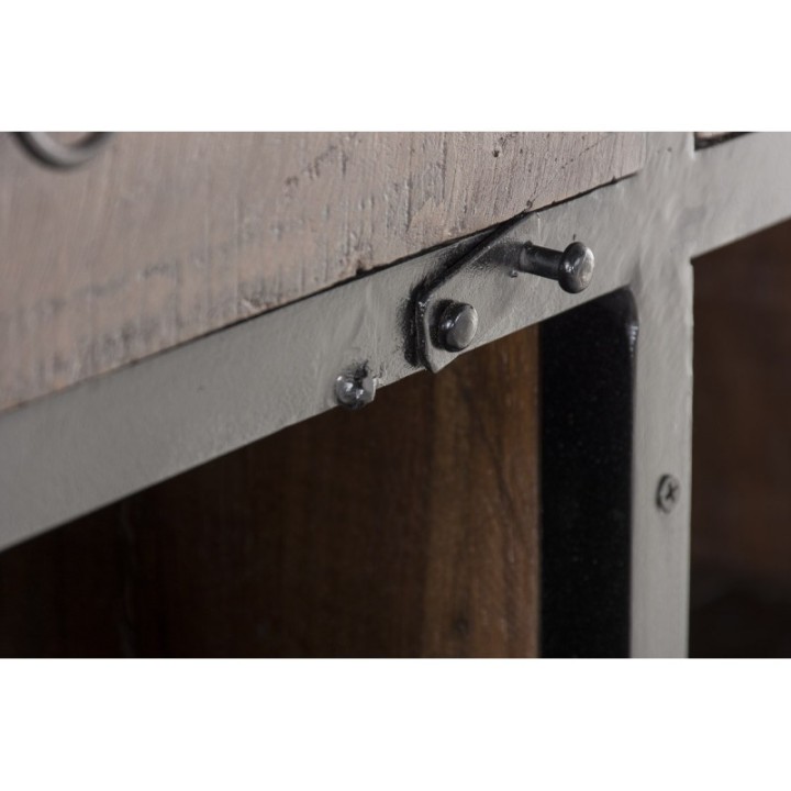 Sideboard Sakri