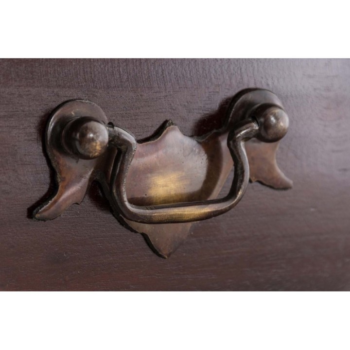 Schrank Thomson